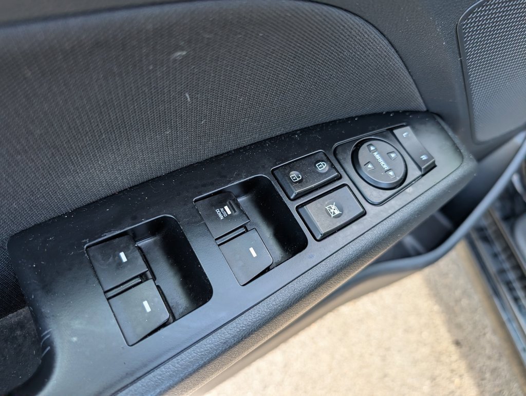 Used 2019 Hyundai Elantra SEL w/ Cargo Package image 14