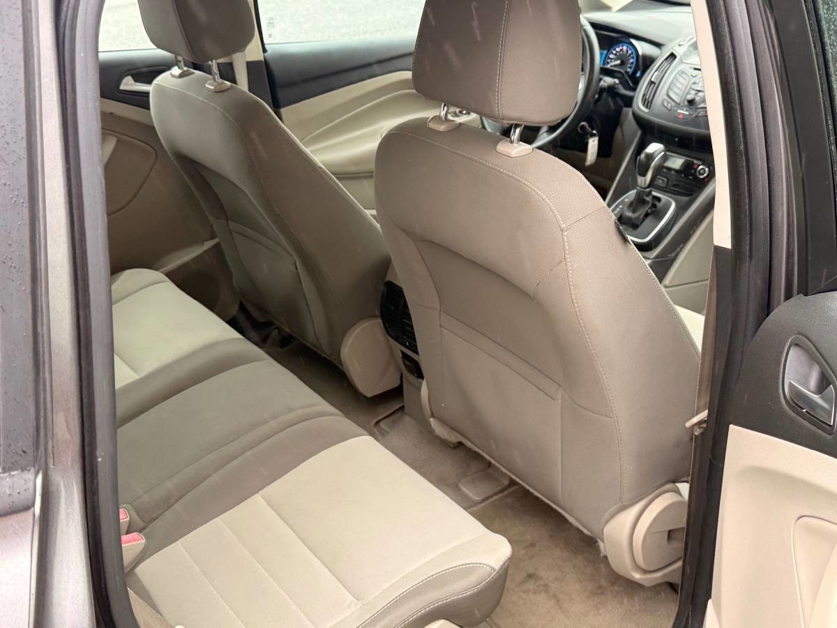 Used 2014 Ford C-MAX SE image 11
