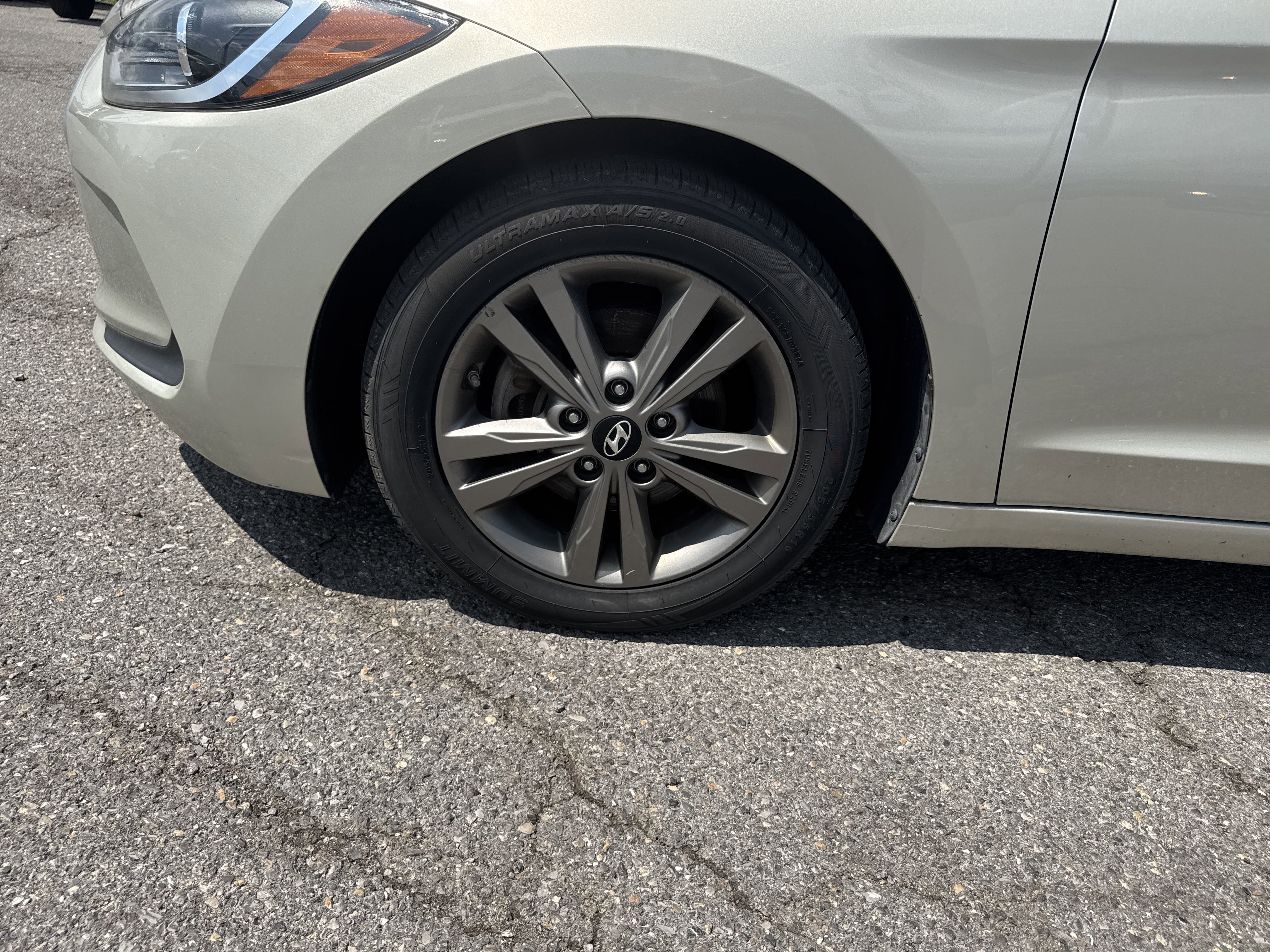 Used 2017 Hyundai Elantra SE image 9