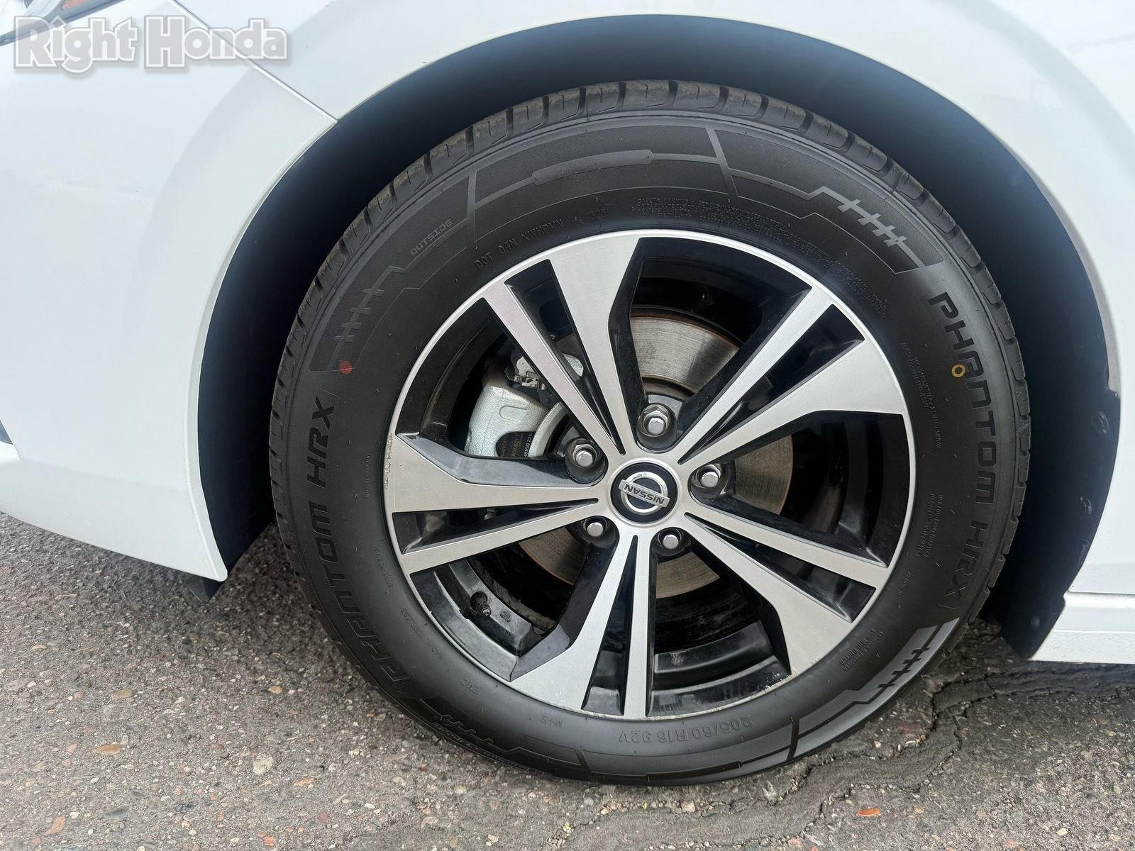 Used 2023 Nissan Sentra SV image 11