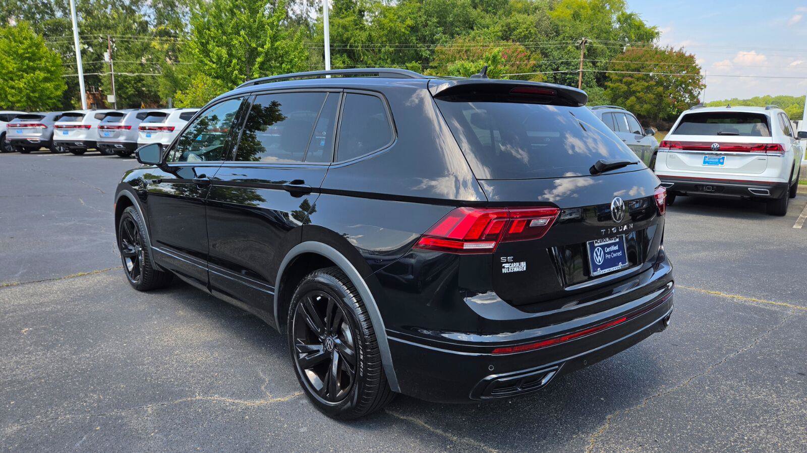 Used 2023 Volkswagen Tiguan SE R-Line FWD image 3