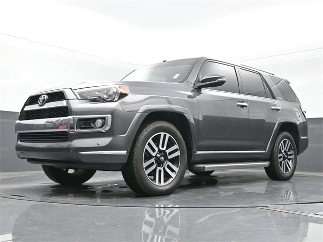 Used 2018 Toyota 4Runner SR5 image 22