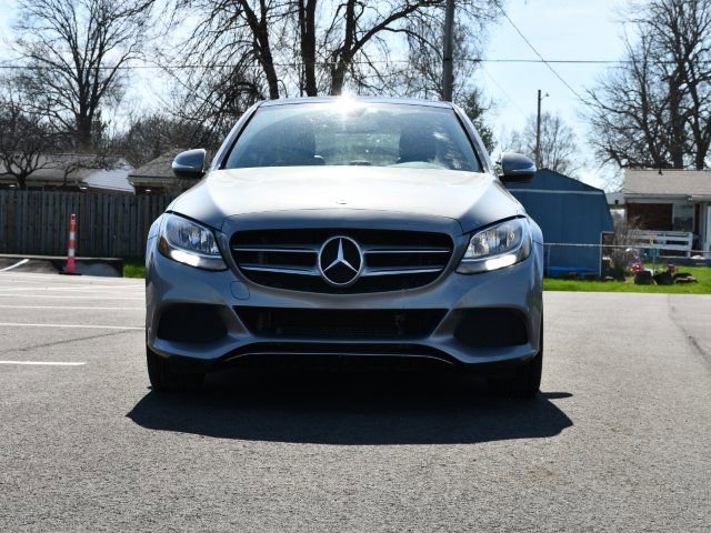 Used 2015 Mercedes-Benz C 300 Sedan image 2