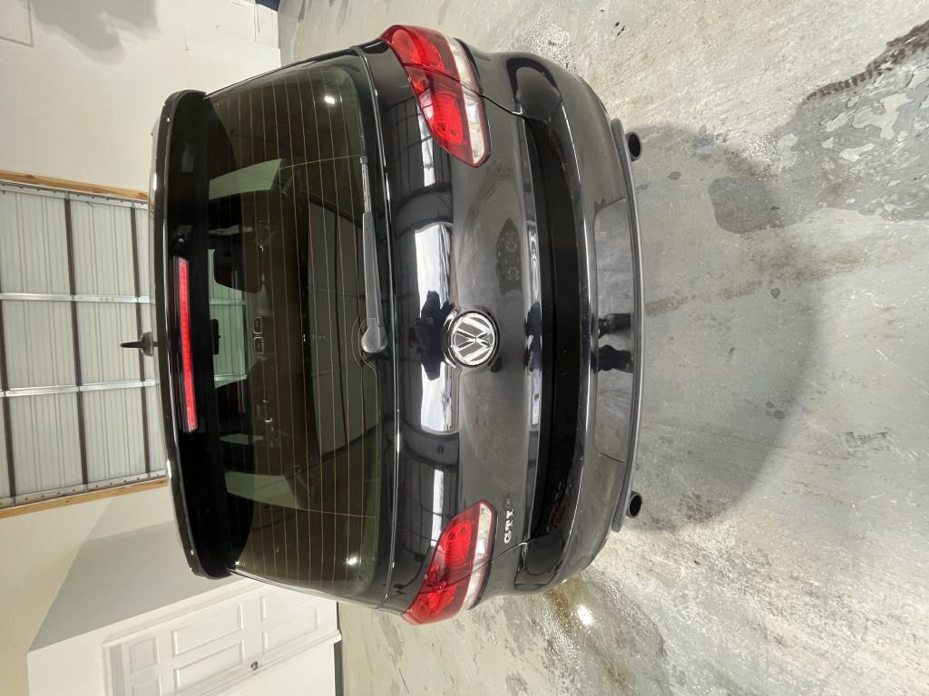 Used 2010 Volkswagen GTI 4-Door image 3