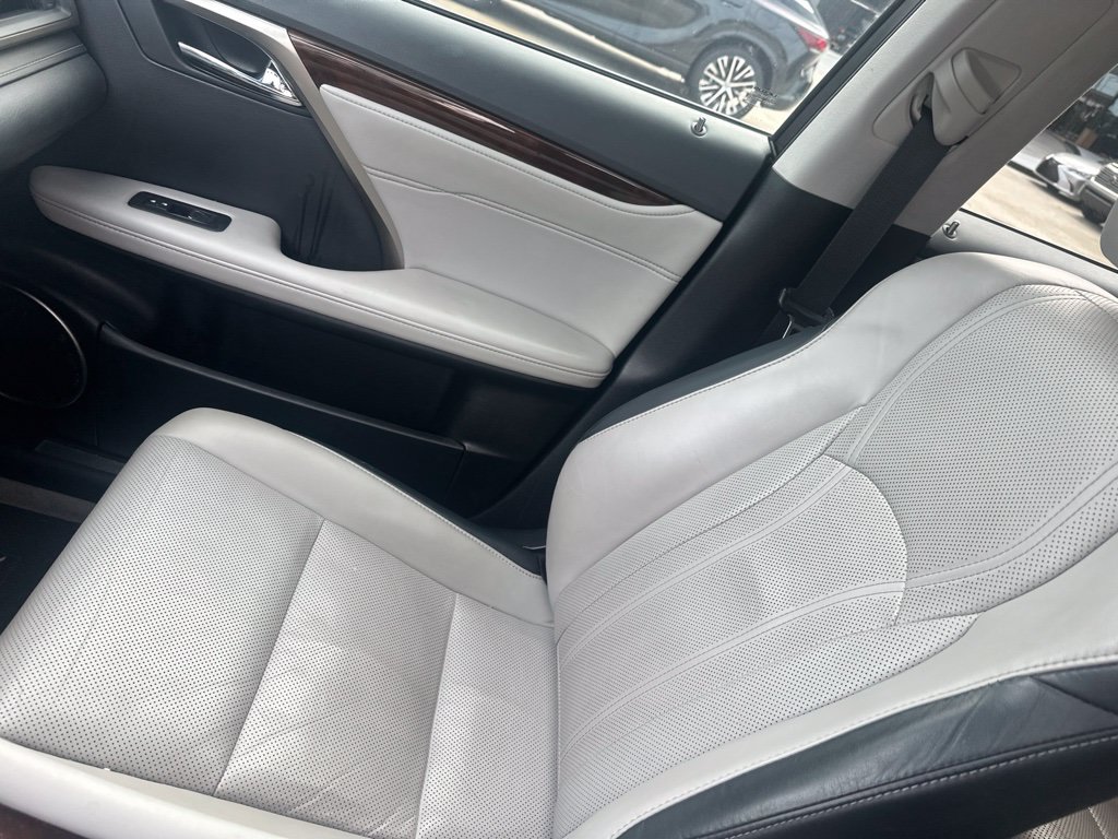 Used 2019 Lexus RX 350 FWD w/ Navigation Package image 4