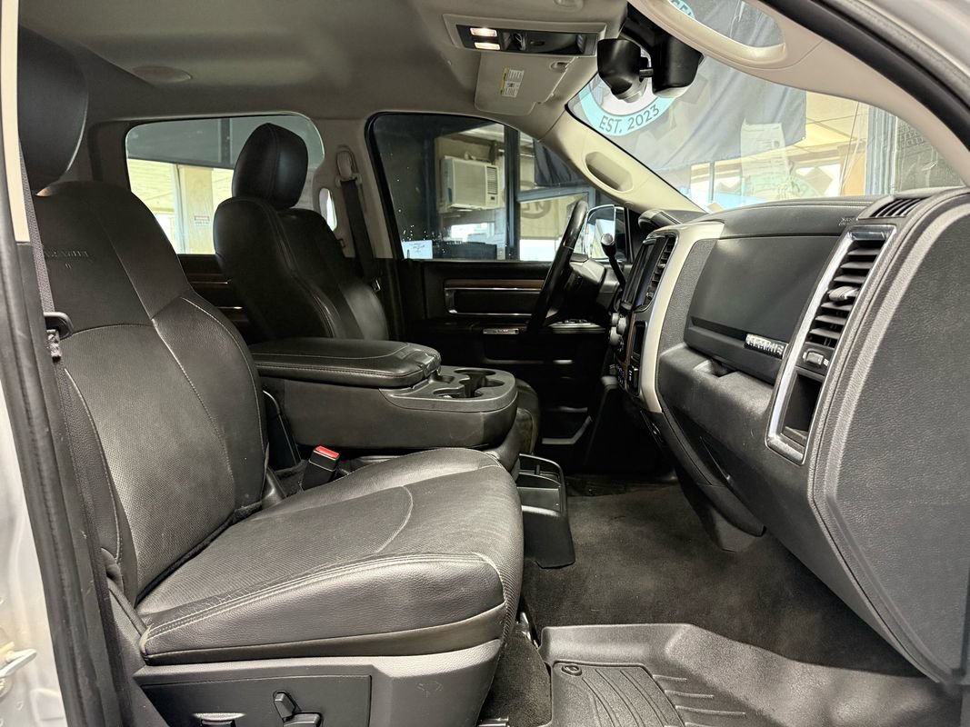 Used 2017 RAM 2500 Laramie AWD/4WD image 34