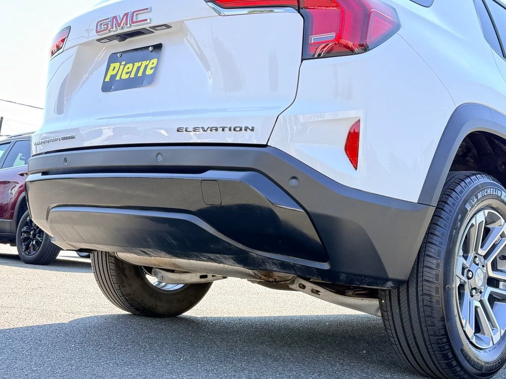 Used 2025 GMC Terrain Elevation AWD/4WD image 24