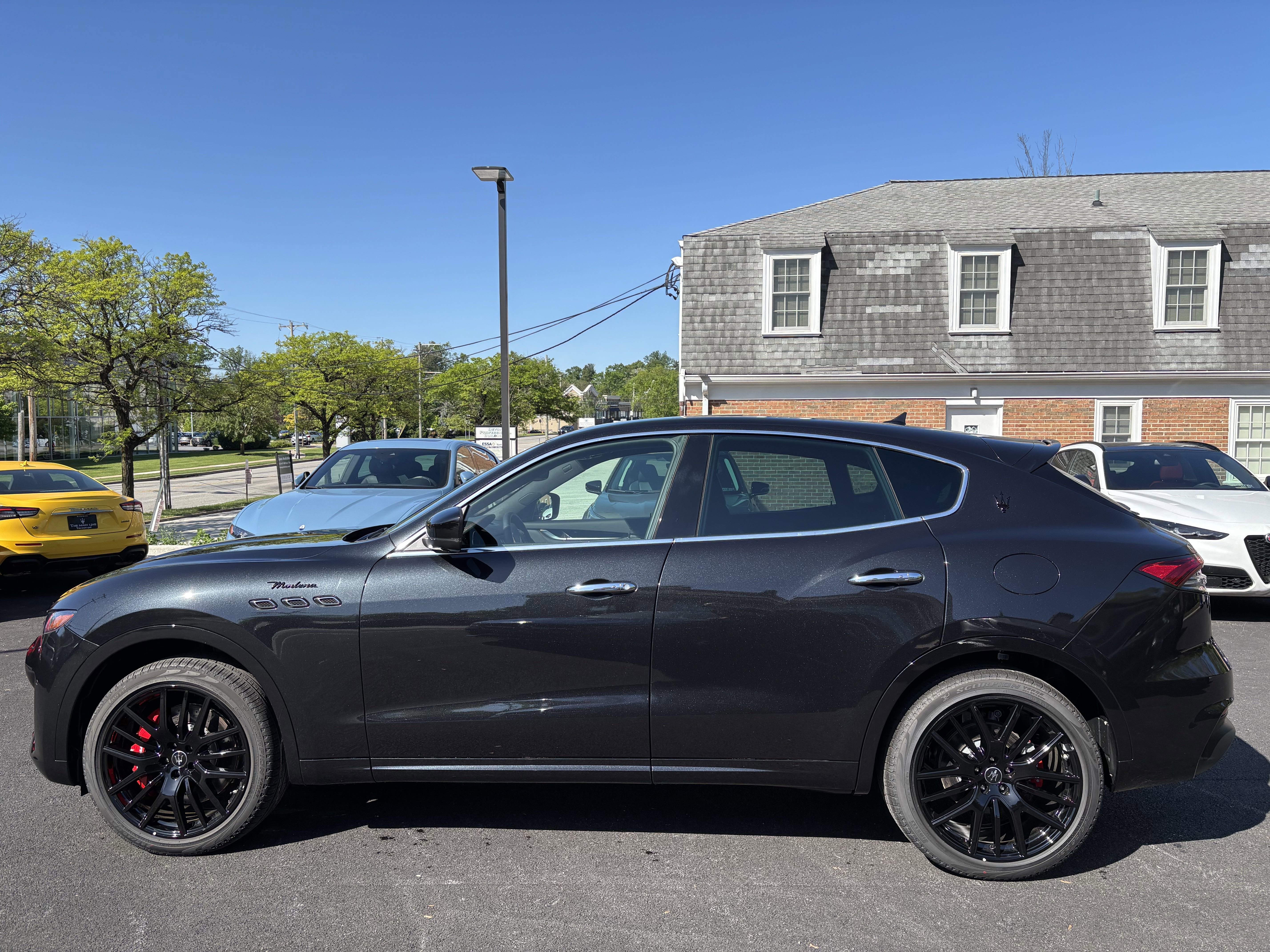 New 2024 Maserati Levante Modena Ultima image 2