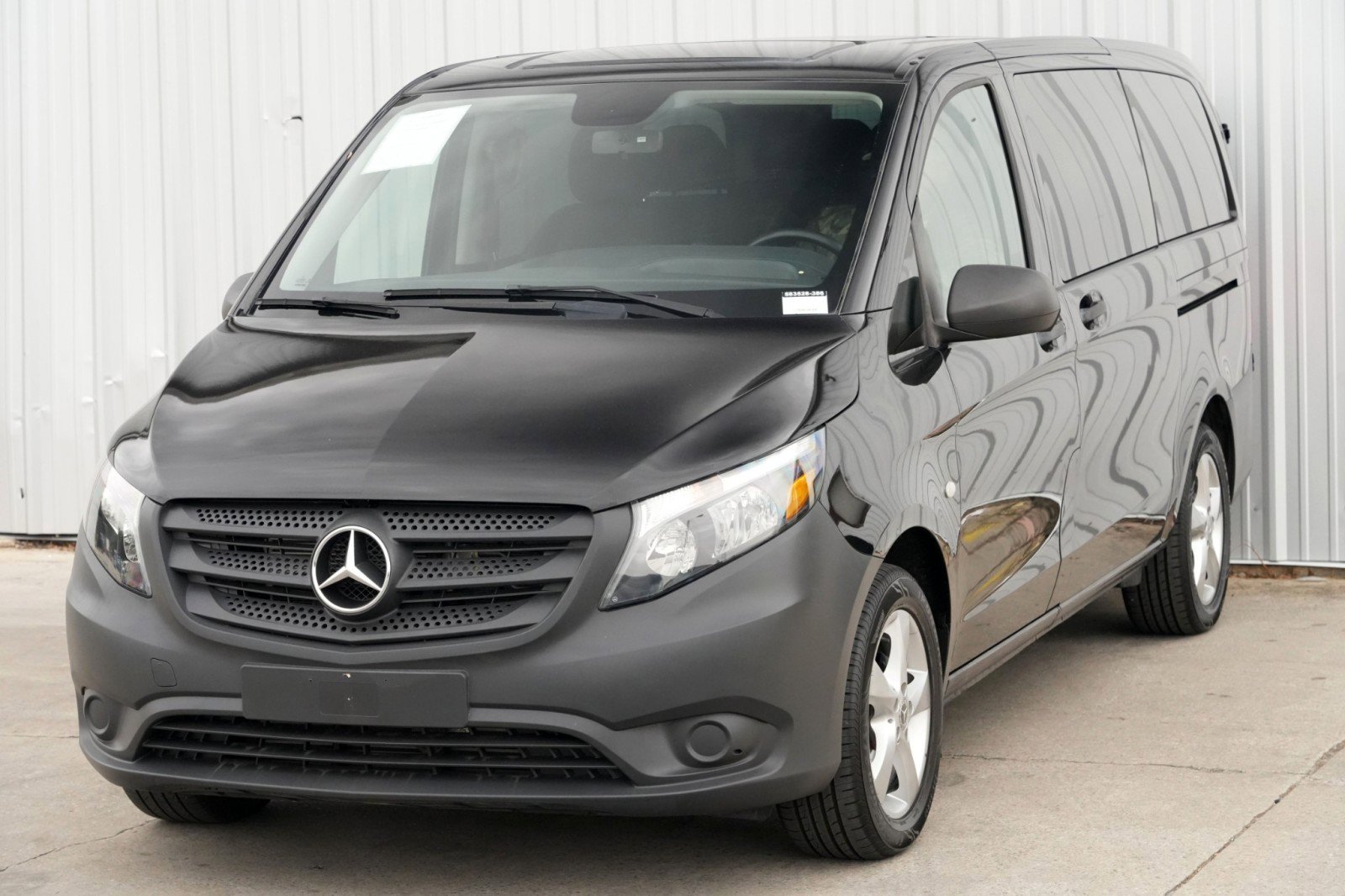 Used 2019 Mercedes-Benz Metris Passenger image 37
