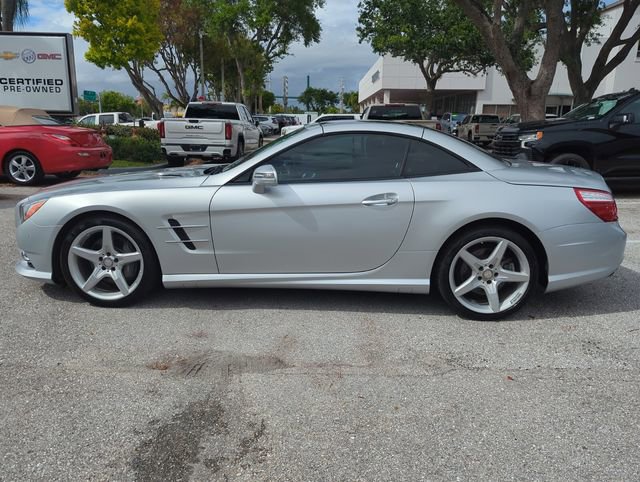 Used 2016 Mercedes-Benz SL 550 image 4