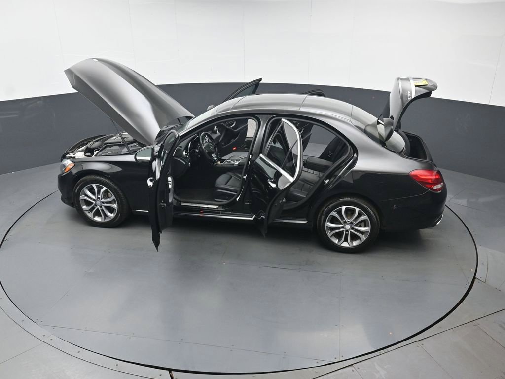 Used 2017 Mercedes-Benz C 300 4MATIC Sedan image 43
