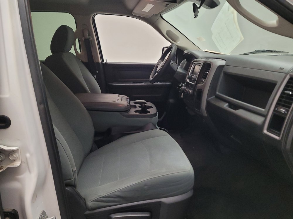 Used 2017 RAM 1500 Express RWD image 21