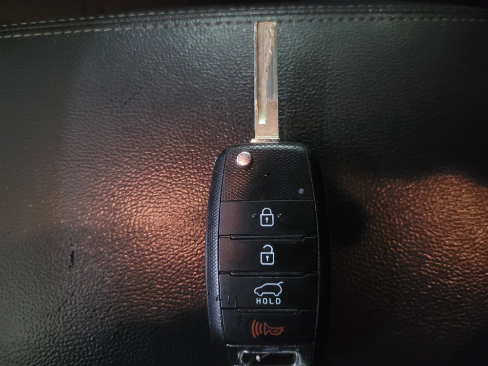 Used 2019 Kia Sorento FWD V6 image 32