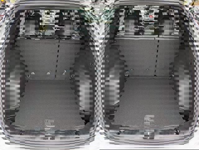 New 2026 Jeep Compass Latitude image 13