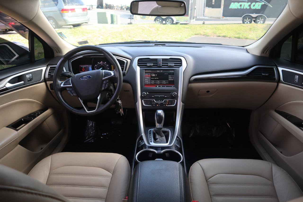 Used 2016 Ford Fusion SE w/ Equipment Group 202A image 49