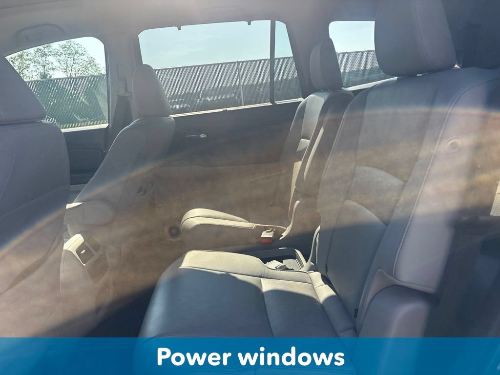 Used 2022 Honda Pilot Touring image 15