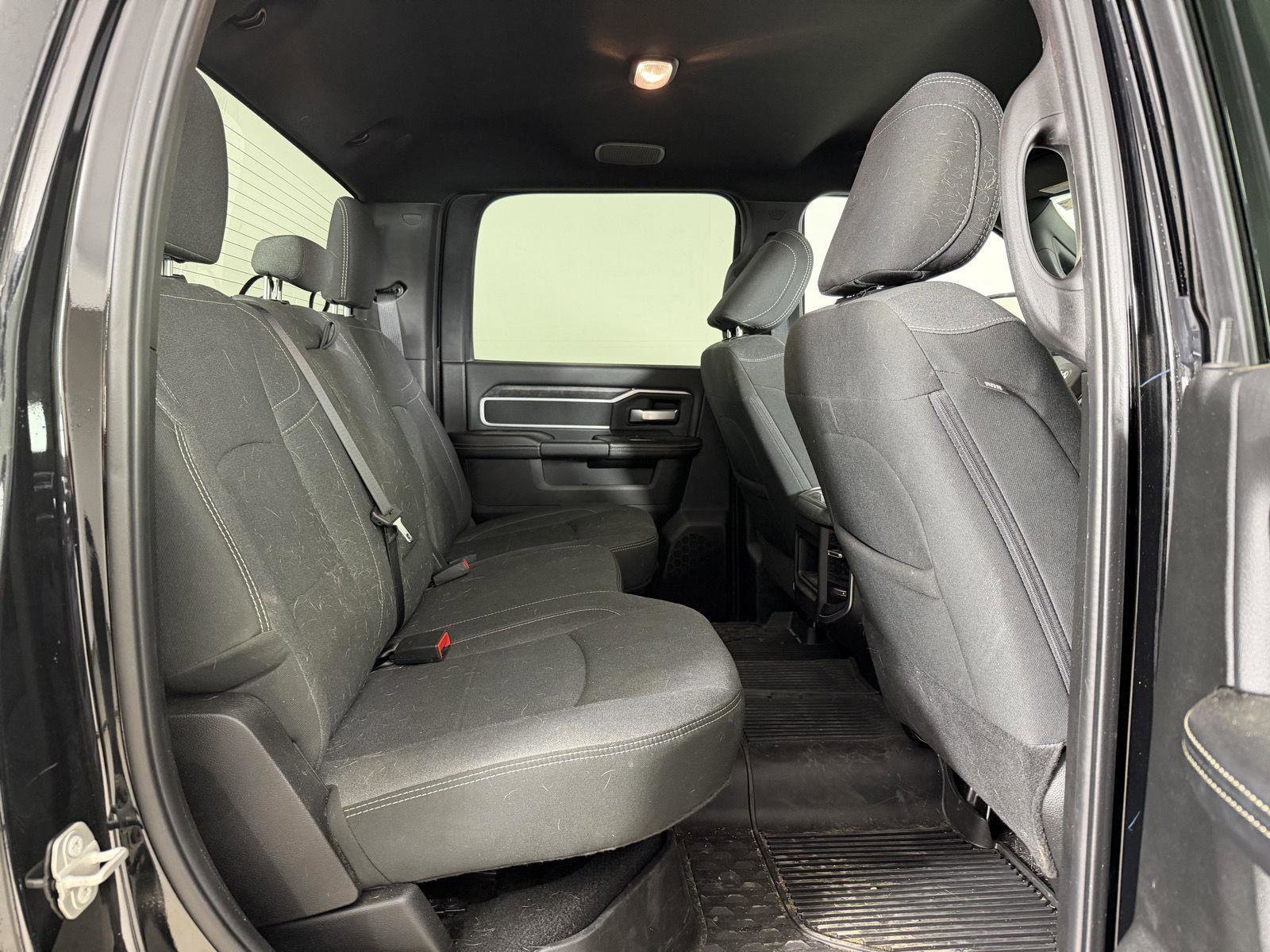Used 2024 RAM 3500 Big Horn w/ Sport Appearance Package AWD/4WD image 15