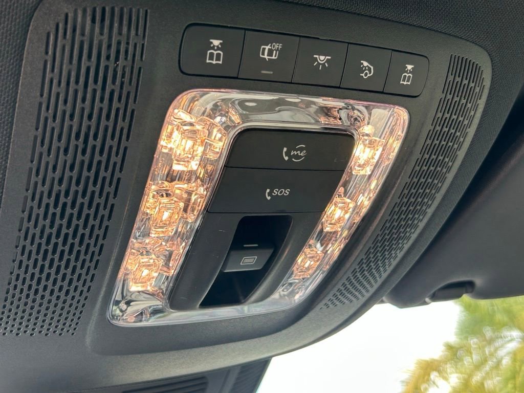 Used 2025 Mercedes-Benz GLE 450e 4MATIC image 53