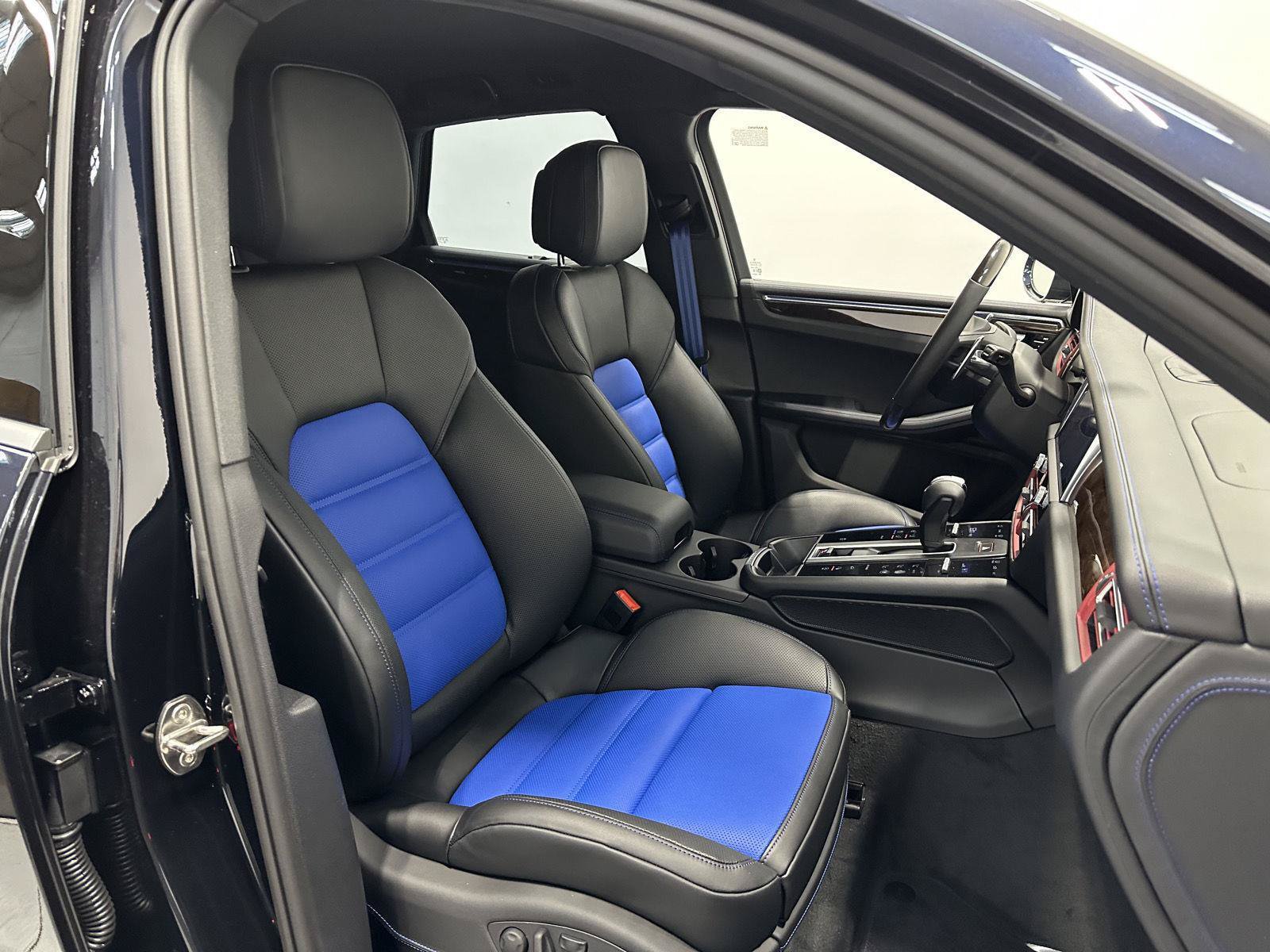 New 2026 Porsche Macan AWD/4WD image 41