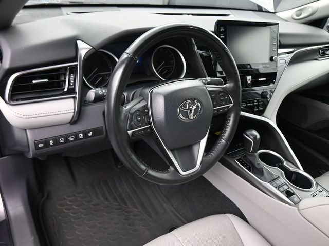 Used 2023 Toyota Camry XLE w/ Navigation Package image 18