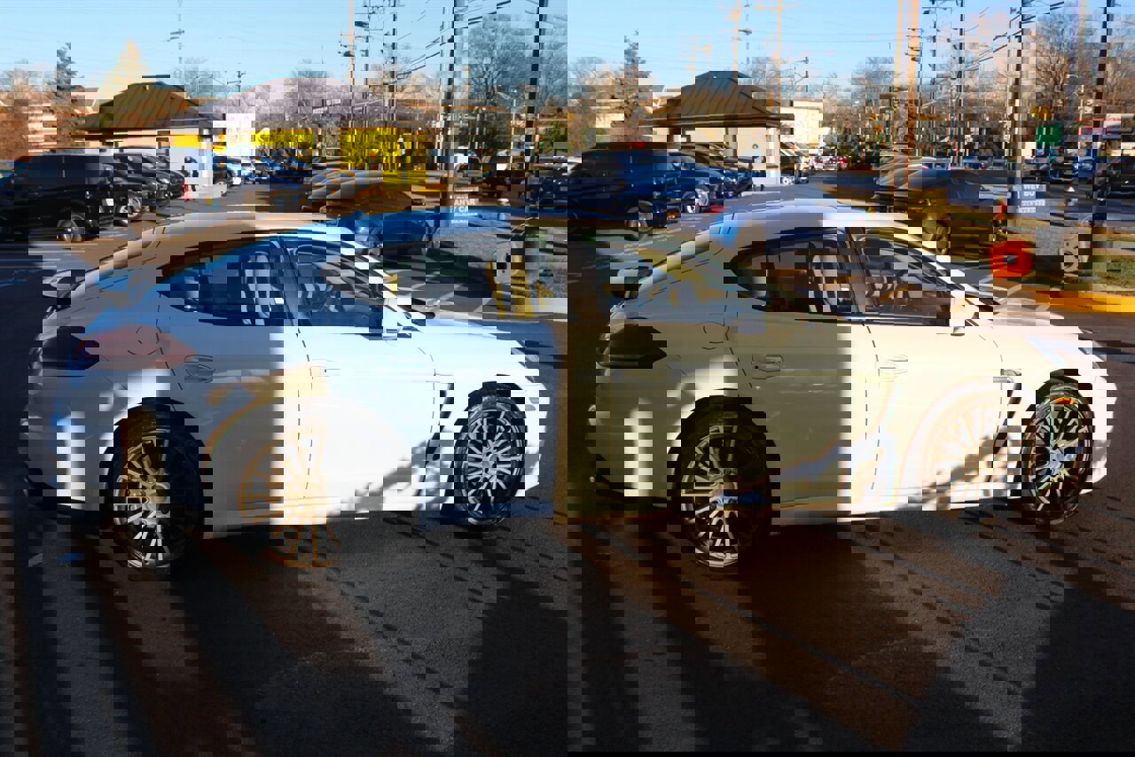 Used 2015 Porsche Panamera 4 image 26