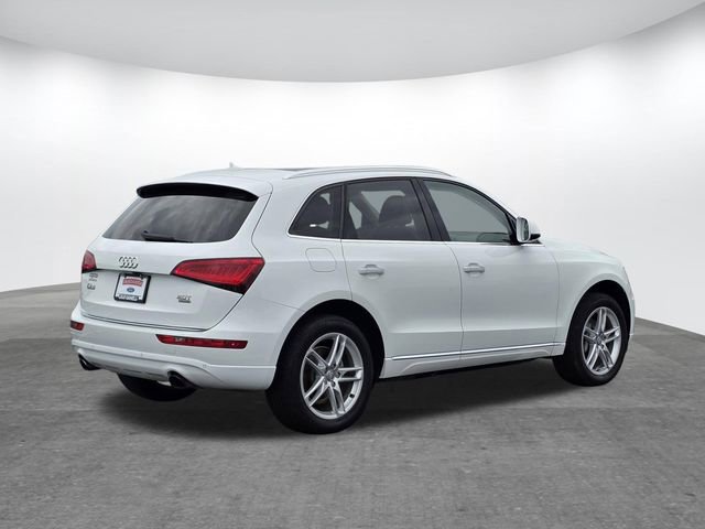 Used 2017 Audi Q5 2.0T Premium Plus w/ Technology Package AWD/4WD image 4
