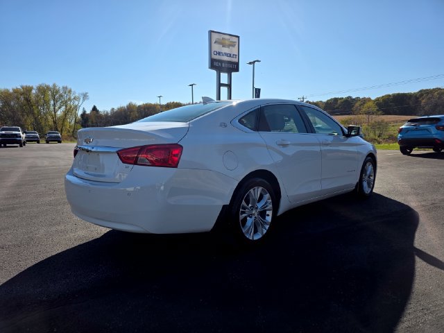 Used 2015 Chevrolet Impala LT w/ Convenience Package FWD image 4