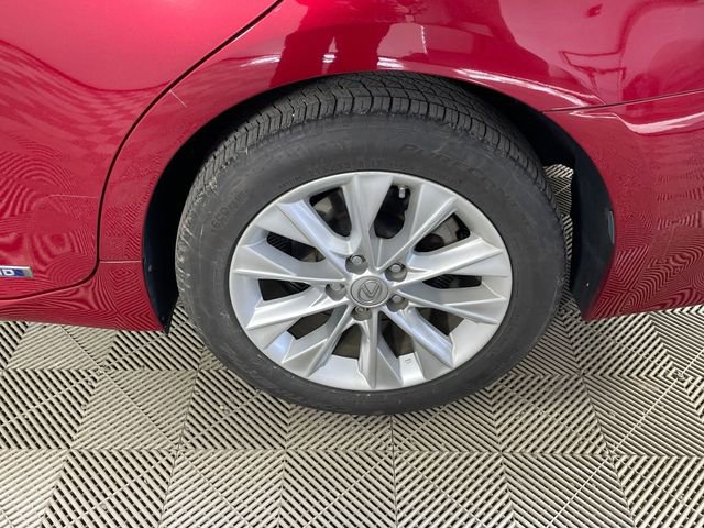 Used 2013 Lexus ES 300h image 20