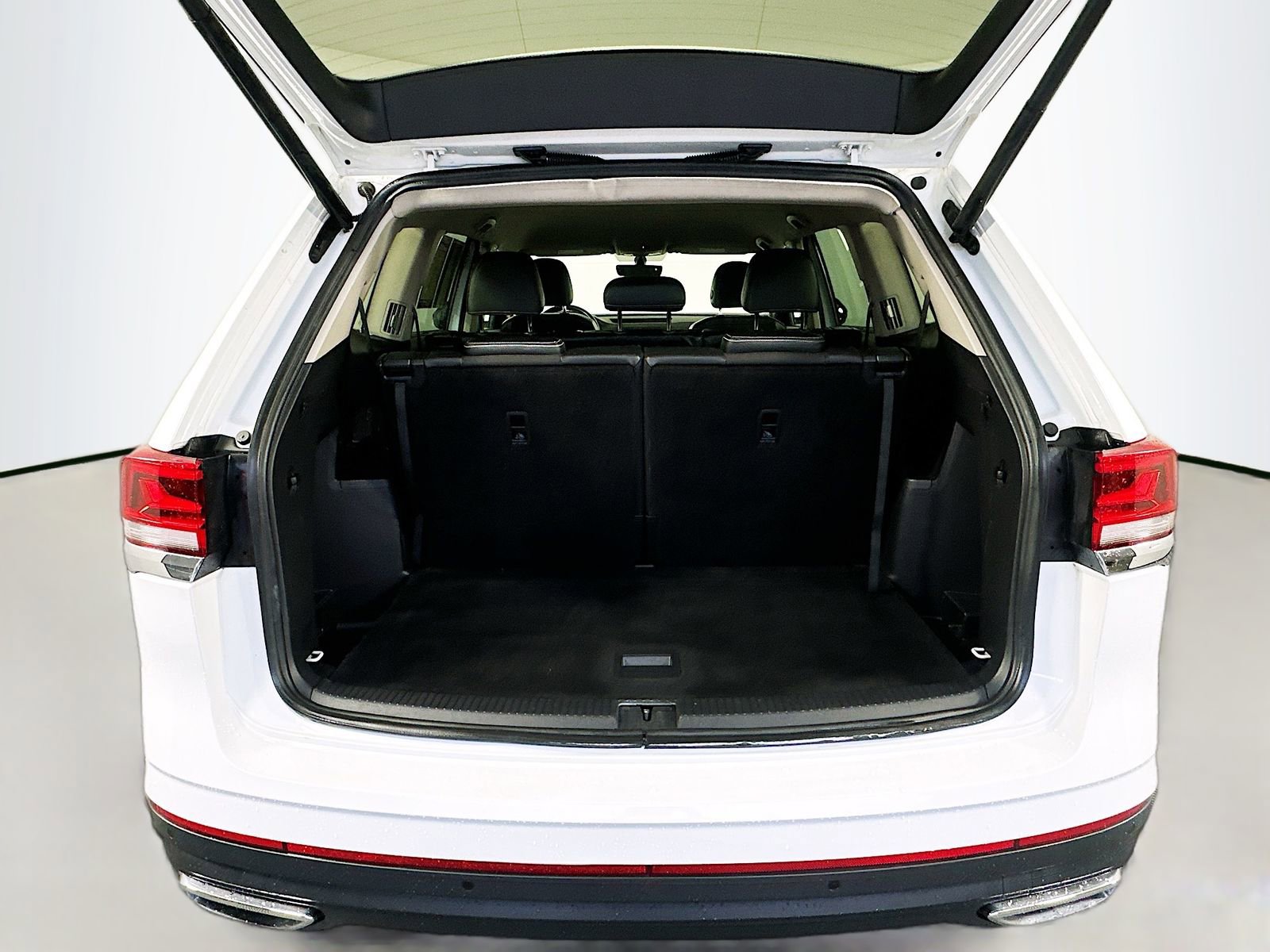 Used 2022 Volkswagen Atlas SE AWD/4WD image 25