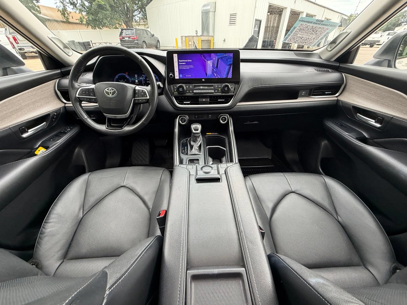 Used 2024 Toyota Grand Highlander AWD Hybrid image 20