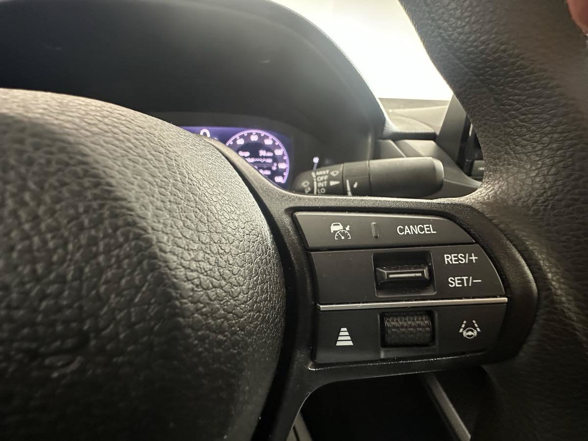 Used 2025 Honda Accord SE image 31