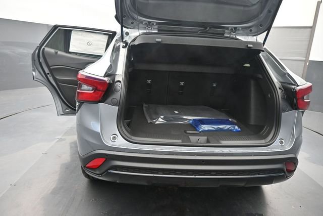 New 2026 Chevrolet Trax RS w/ Driver Confidence Package FWD image 8