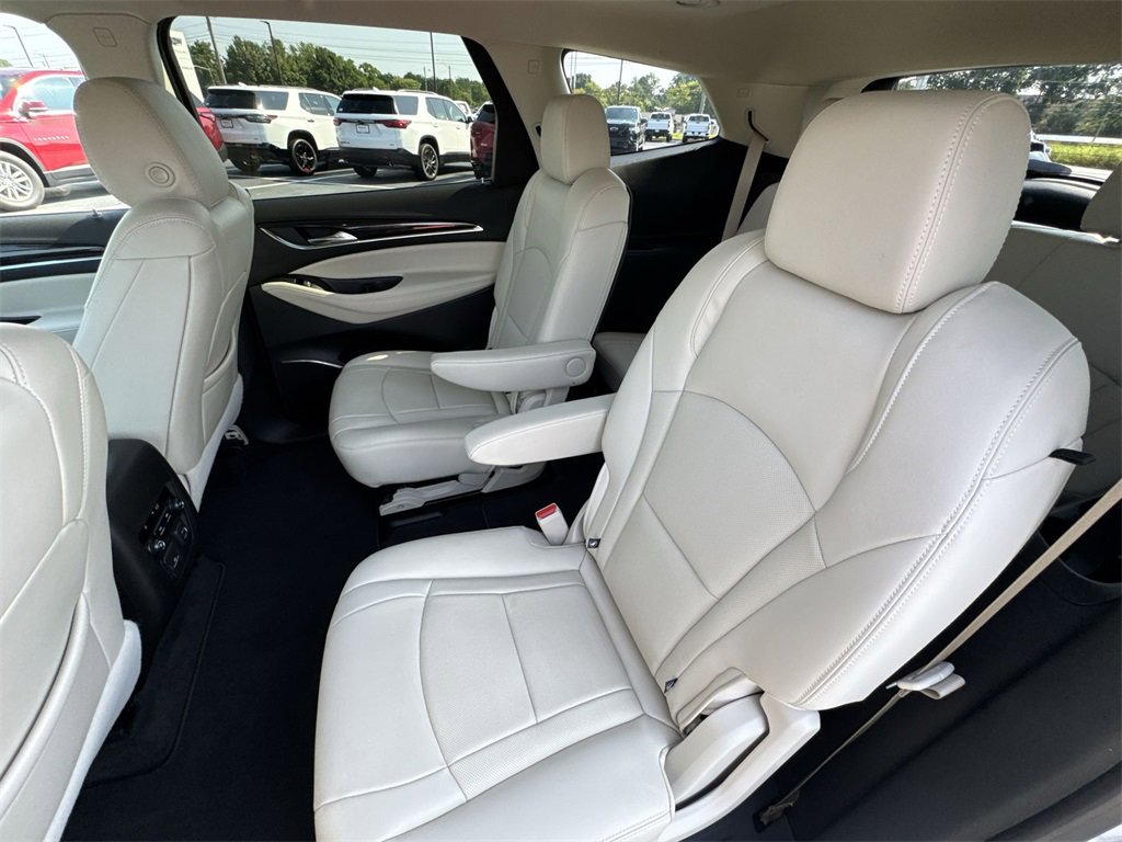 Used 2022 Buick Enclave Essence w/ Experience Buick Package image 23