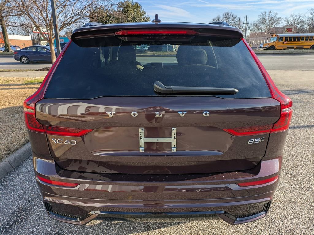 New 2026 Volvo XC60 B5 Plus w/ Climate Package AWD/4WD image 5