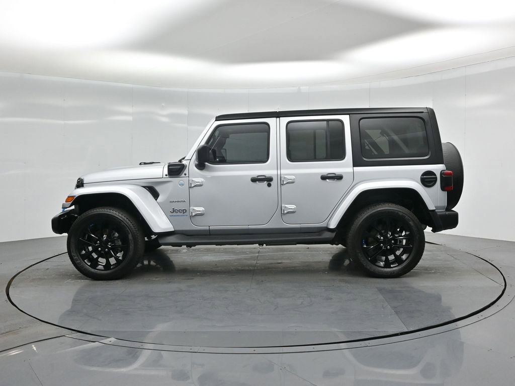 Used 2023 Jeep Wrangler Unlimited Sahara image 28