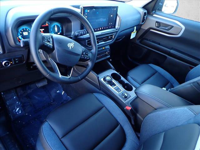New 2025 Ford Bronco Sport Outer Banks image 9