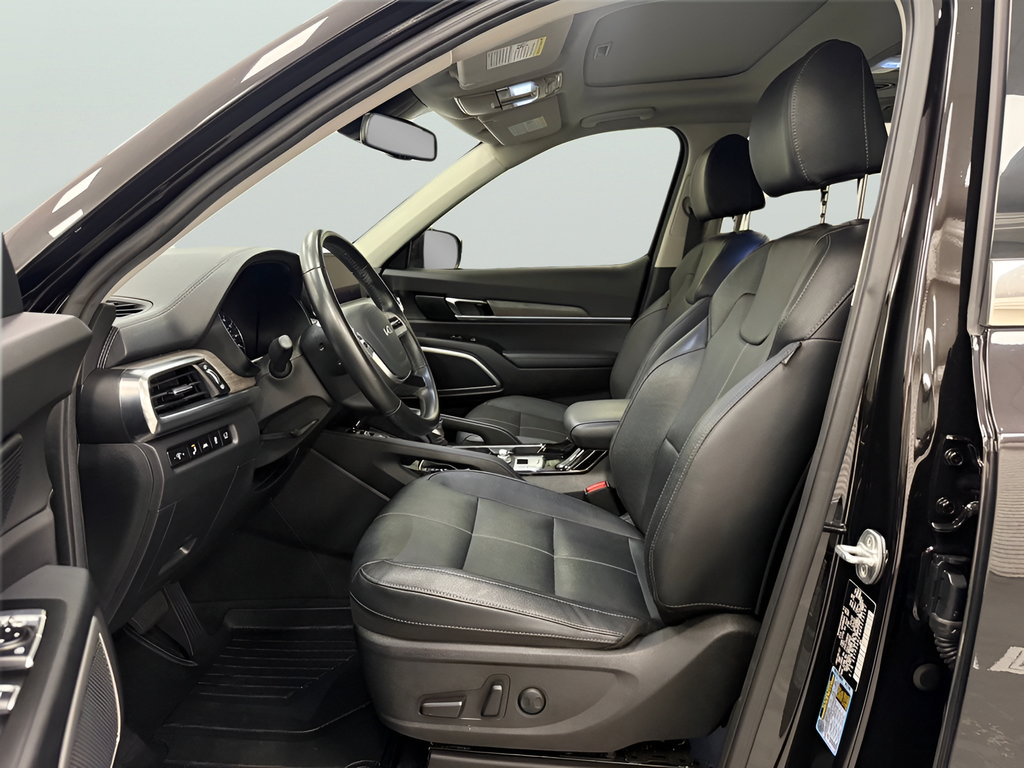 Used 2022 Kia Telluride EX w/ EX Premium Package FWD image 11