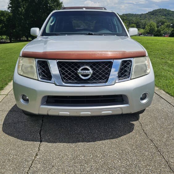 Used 2008 Nissan Pathfinder SE w/ Leather Pkg AWD/4WD image 7