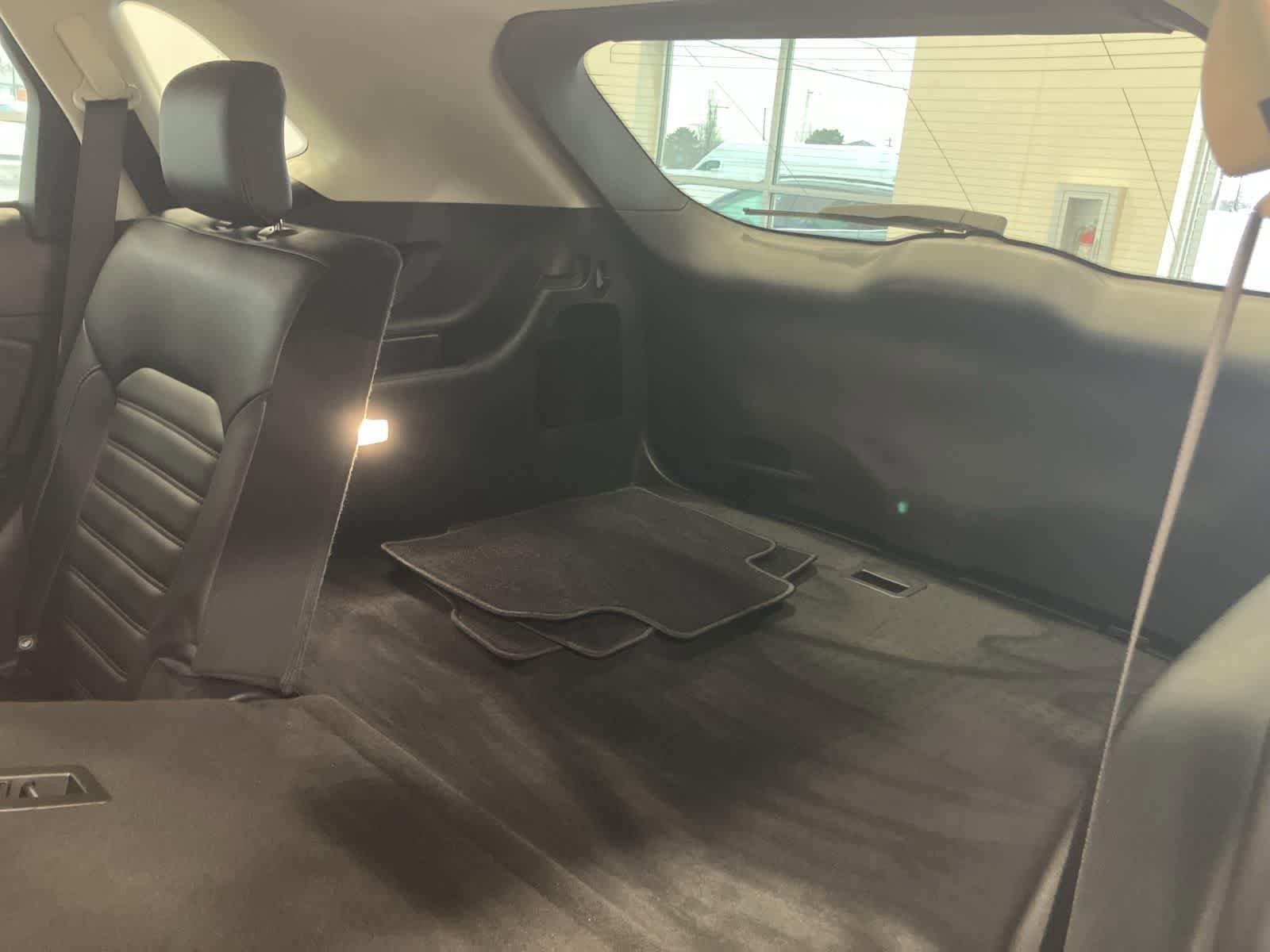 Used 2024 Ford Edge SEL w/ Convenience Package image 26