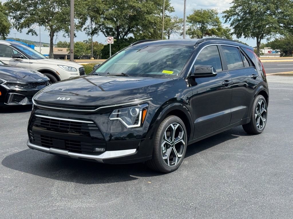 New 2025 Kia Niro EX Touring image 6