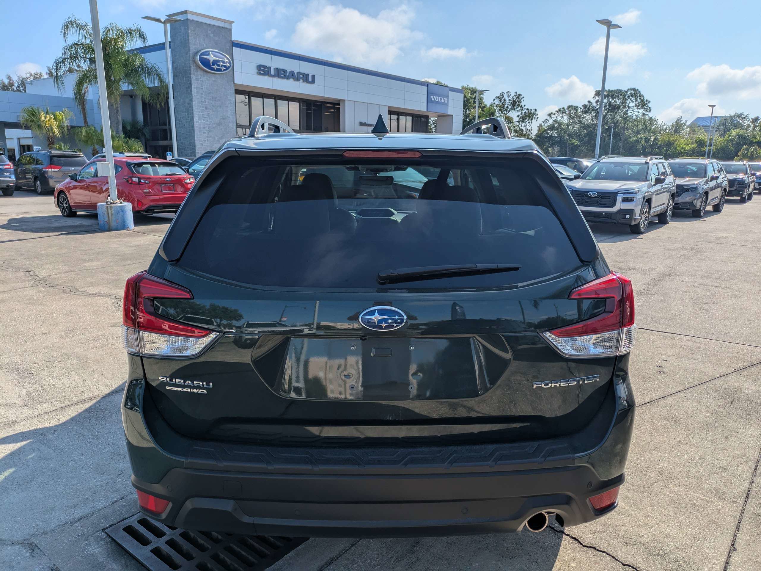 Certified 2023 Subaru Forester Limited AWD/4WD image 5