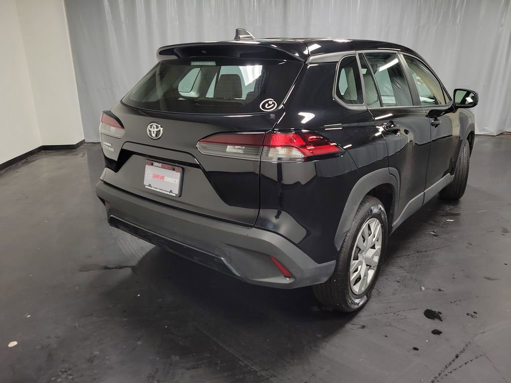 Used 2026 Toyota Corolla Cross L FWD image 8