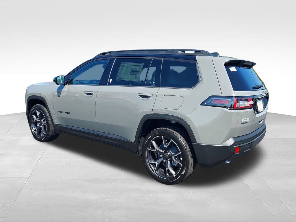 New 2026 Jeep Cherokee Overland w/ Trailer Tow Group AWD/4WD image 3