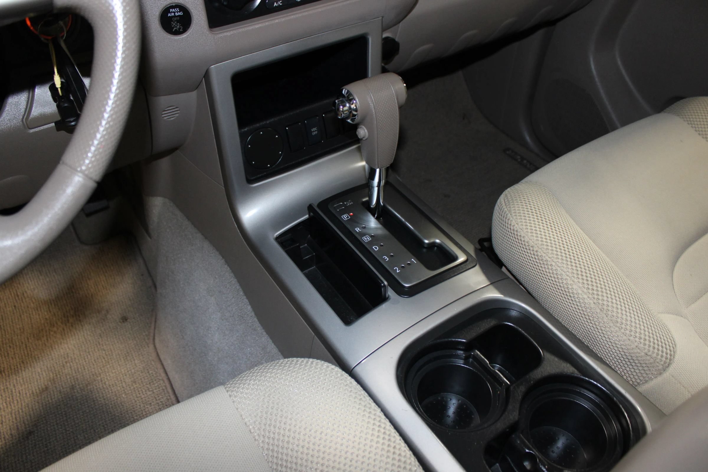 Used 2008 Nissan Pathfinder S RWD image 16