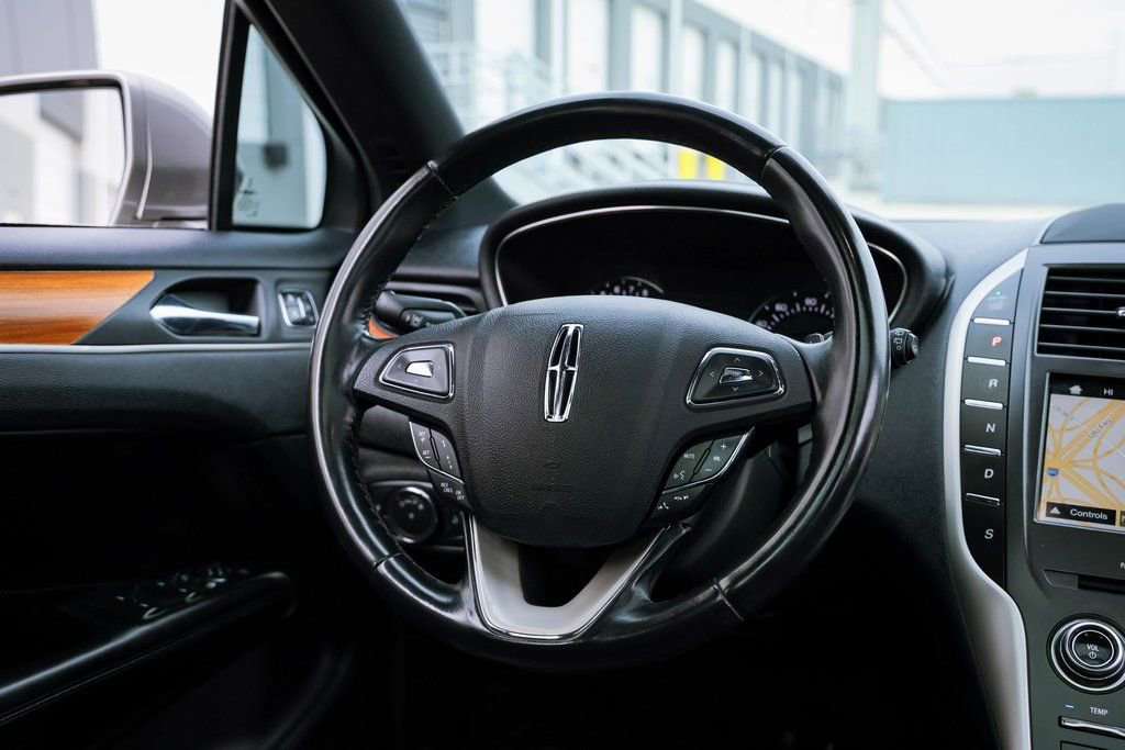 Used 2017 Lincoln MKC Reserve image 33