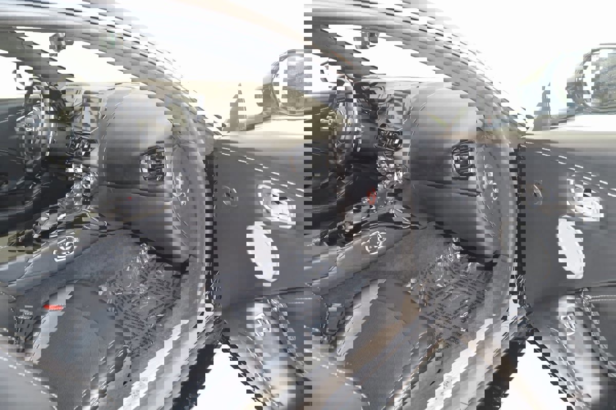 Used 2019 Aston Martin V8 Vantage Coupe image 36