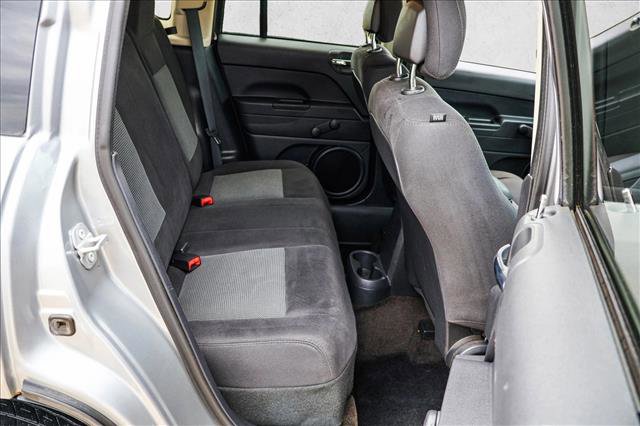 Used 2016 Jeep Compass Sport FWD image 22