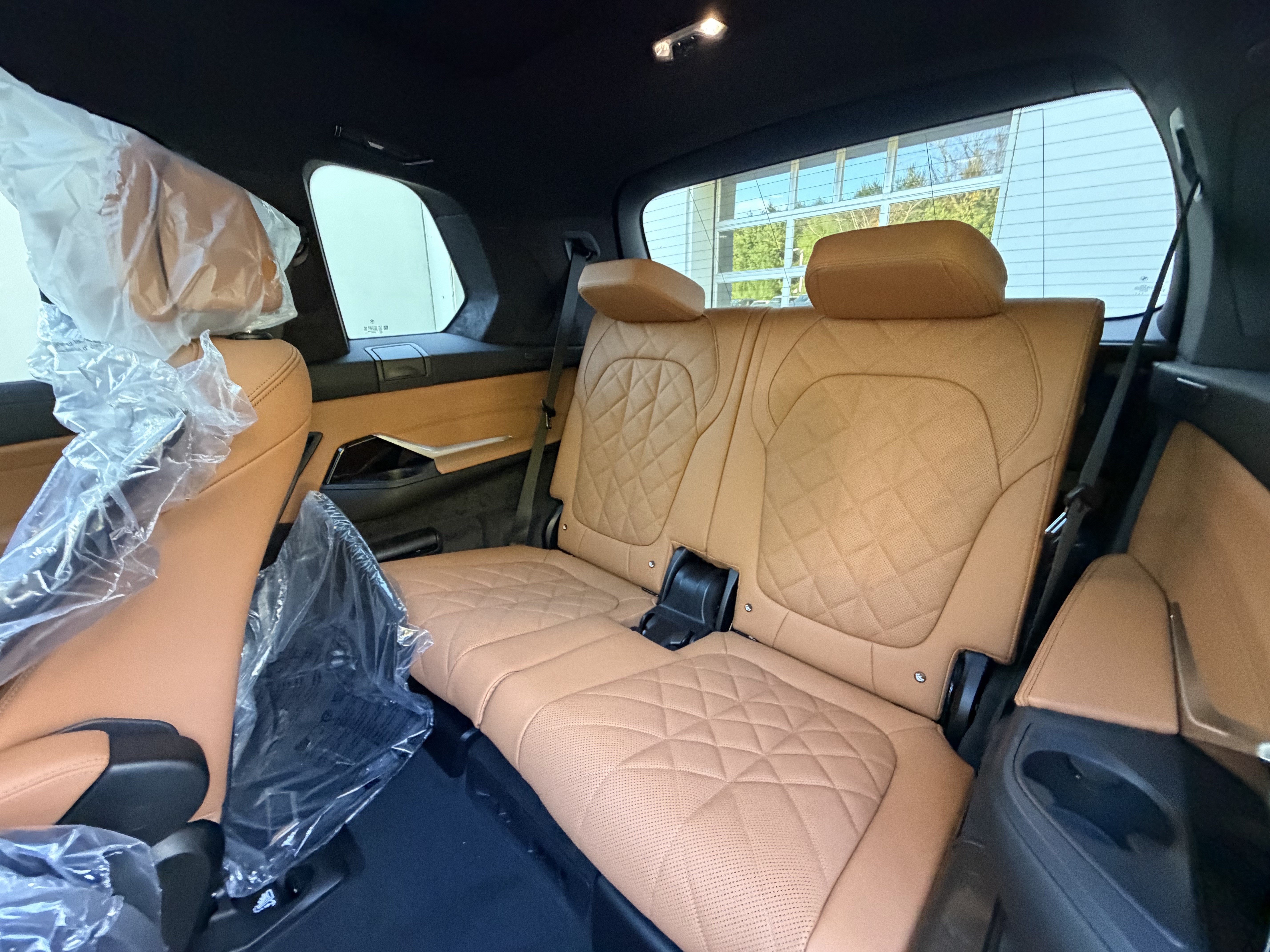 New 2027 BMW X7 xDrive40i w/ M Sport Package AWD/4WD image 18