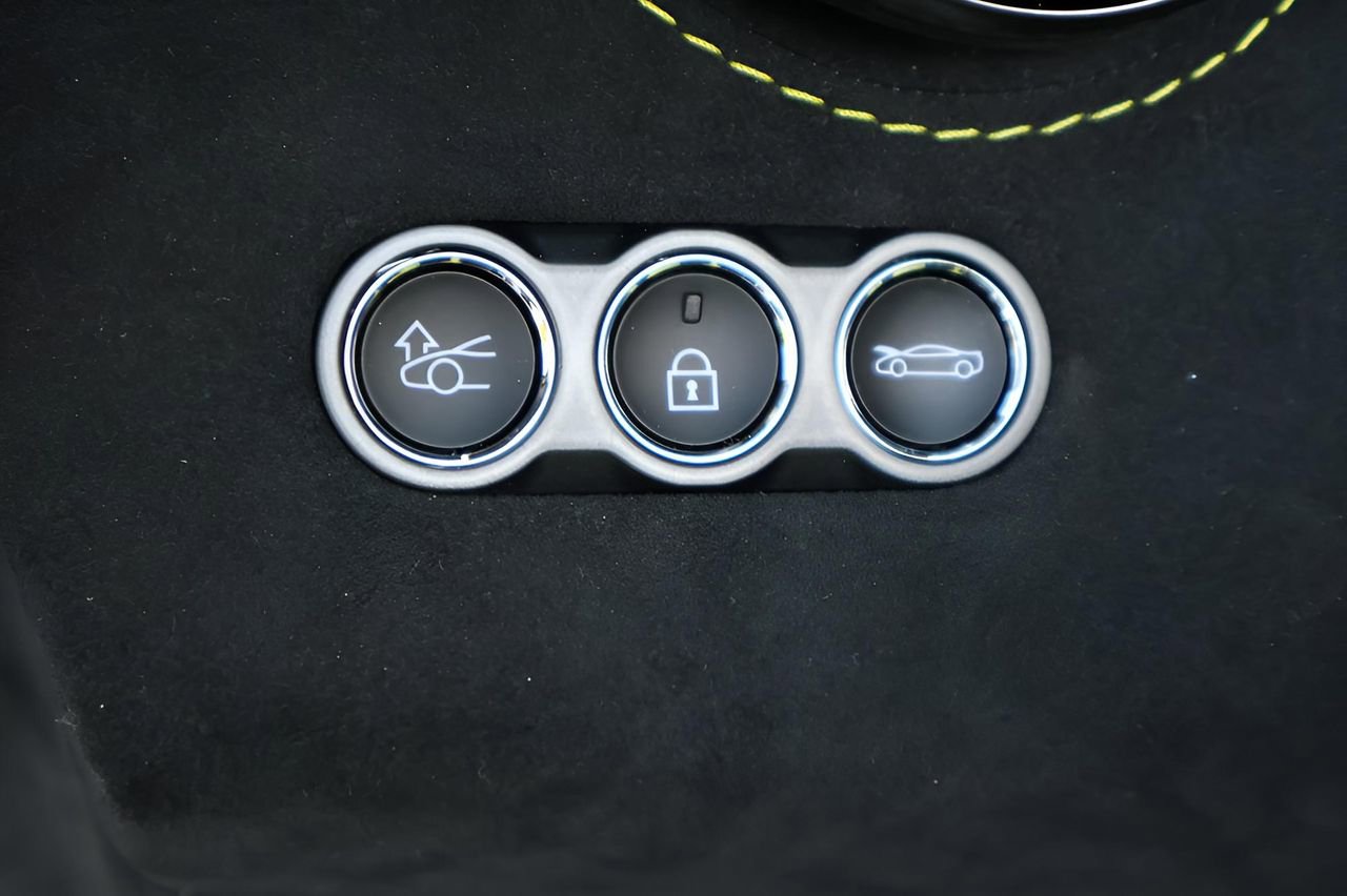 New 2026 McLaren 750S Spider image 22