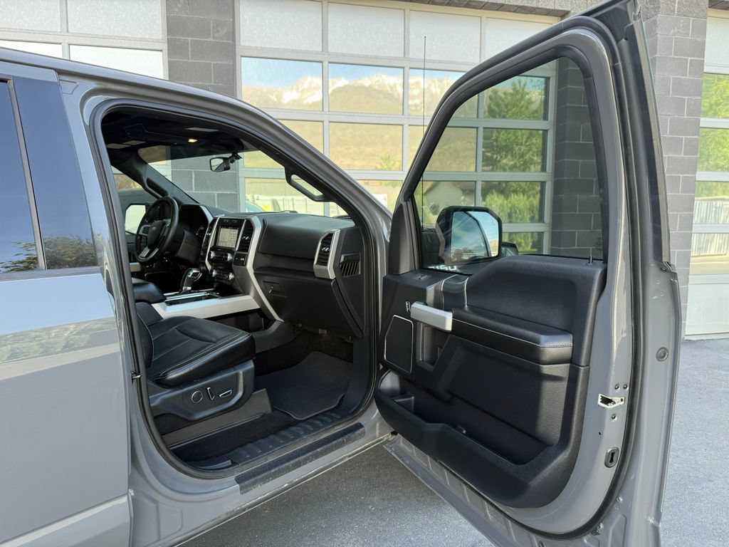 Used 2018 Ford F150 Lariat w/ Equipment Group 502A Luxury AWD/4WD image 45